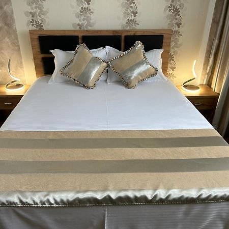 Luxury & Cosy - Infinit Apartments Bukarest Kültér fotó